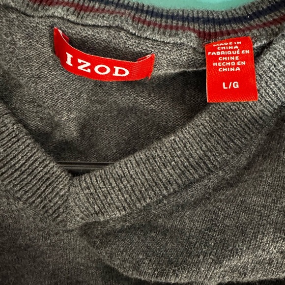 IZOD Men’s Gray Sweater Vest L Sleeveless Pullover Classic Knit - Picture 3 of 4